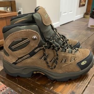 Hi-Tec Men's Bandera Mid Wp Hiking Boots, Bone/Brown/Mustard size 9.5 NEW